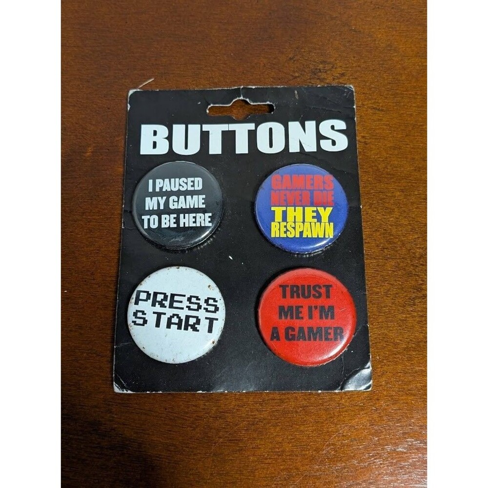 NEW Gamer Button Pins Set 4pc I Paused My Game To Be Here Retro Gaming Accessory